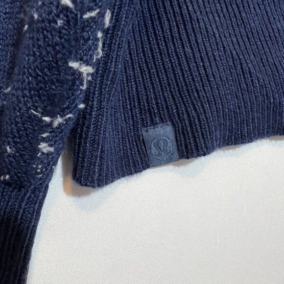 Lululemon Women’s Merino Wool Sweater Size 10 Ombre Knit Textured Turtleneck - Picture 7 of 9